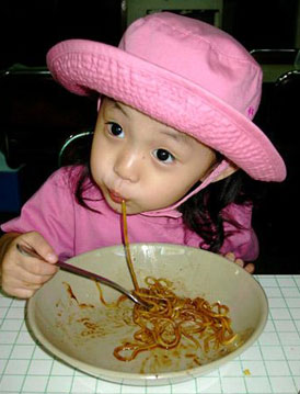 http://photo.pic.sohu.com/images/baobao/2005-07-07/105f368049d.jpg