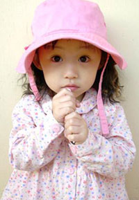 http://photo.pic.sohu.com/images/baobao/2005-07-07/105f36804a4.jpg