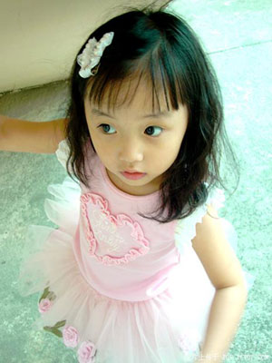 http://photo.pic.sohu.com/images/baobao/2005-07-07/105f36804a9.jpg
