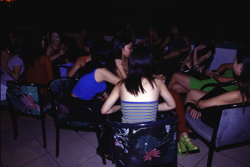 http://photo.pic.sohu.com/images/news/2005-07-11/10607f307de.jpg